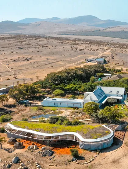 !Khwa ttu San Heritage Centre: Architecture in Service of Storytelling
